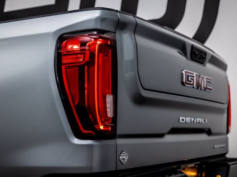 Used 2026 GMC Sierra 1500 Denali AWD/4WD image 13