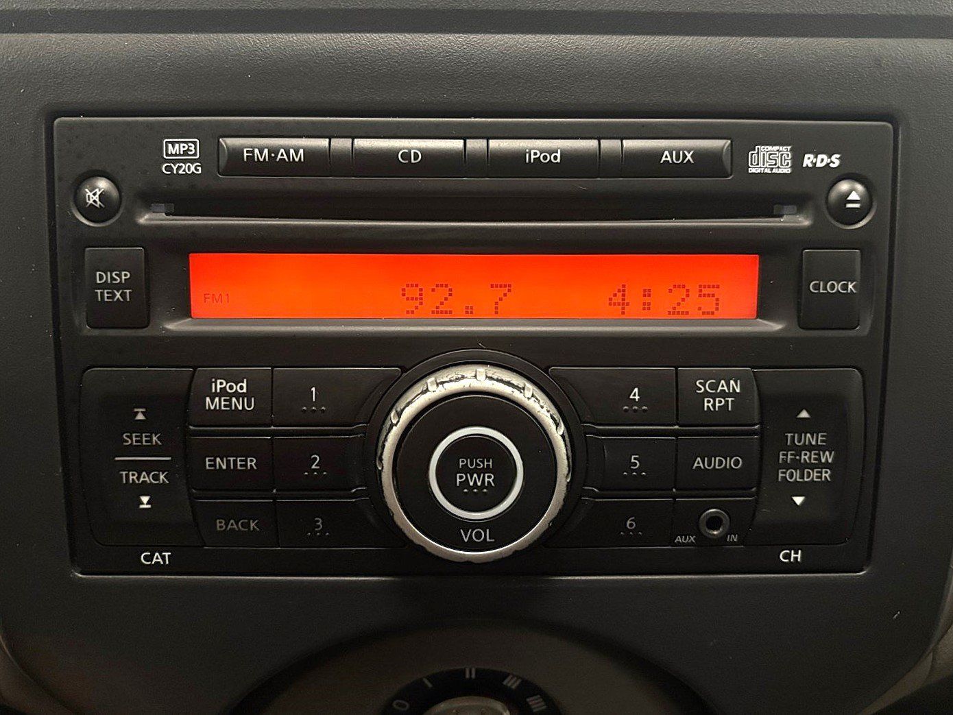 Used 2012 Nissan Versa FWD image 24