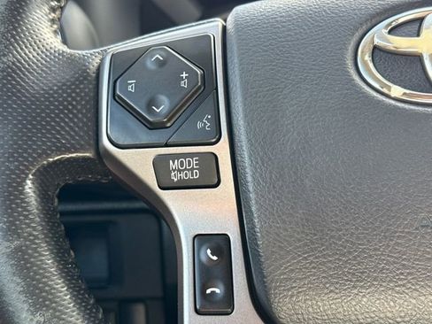 Used 2019 Toyota Tacoma SR5 RWD image 28