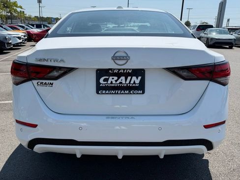 Used 2025 Nissan Sentra SV FWD image 6