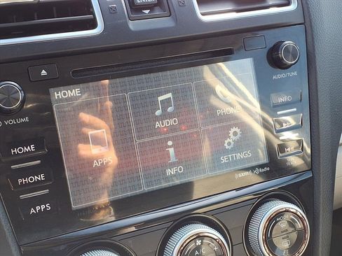 Used 2017 Subaru Forester 2.5i Premium w/ All-Weather Package image 24