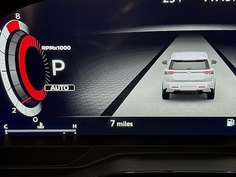 New 2025 Nissan Pathfinder Platinum w/ Cargo Package image 13