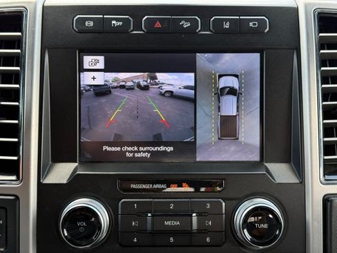 Used 2019 Ford F350 Platinum w/ Platinum Ultimate Package AWD/4WD image 14