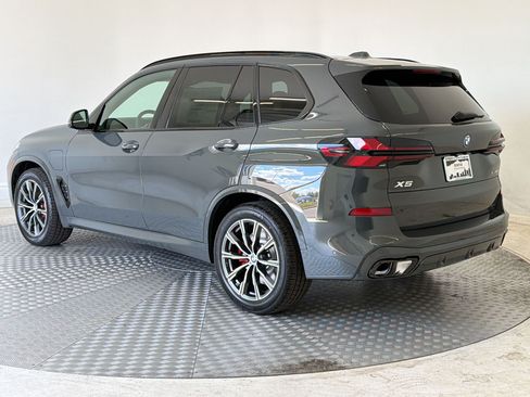 New 2026 BMW X5 xDrive50e w/ M Sport Package AWD/4WD image 3
