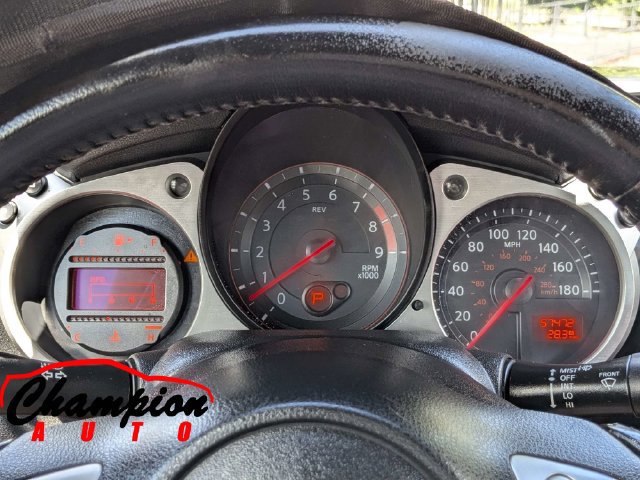 Used 2020 Nissan 370Z Coupe RWD image 25