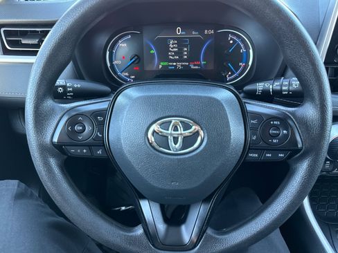 Used 2023 Toyota RAV4 XLE AWD/4WD image 25
