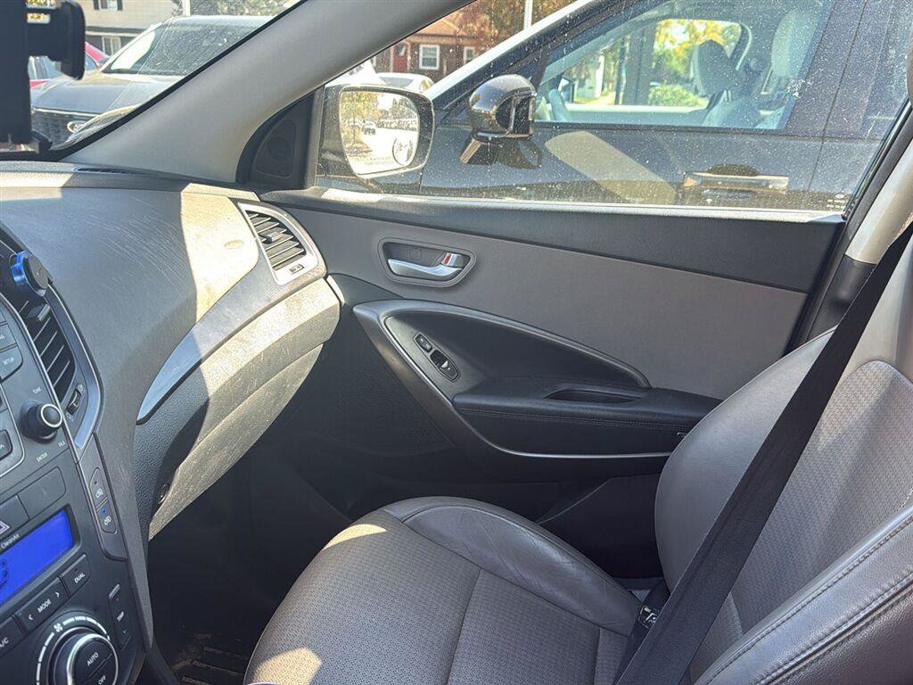 Used 2013 Hyundai Santa Fe Sport FWD image 14