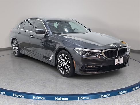 Used 2017 BMW 540i xDrive image 4