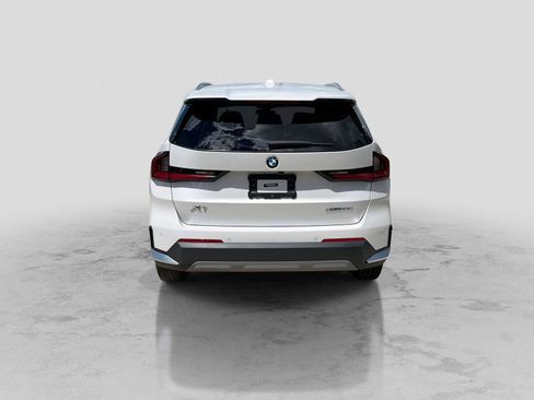 Used 2023 BMW X1 xDrive28i w/ Convenience Package AWD/4WD image 5