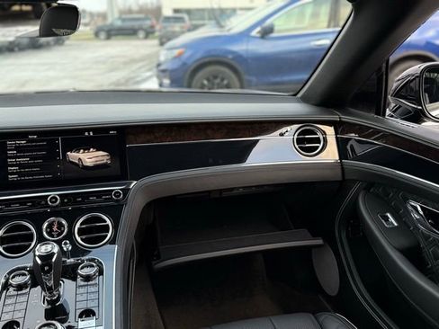 Used 2020 Bentley Continental GT image 44