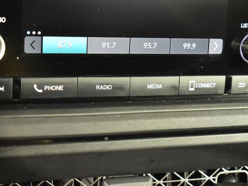 Used 2024 Honda Accord EX image 28