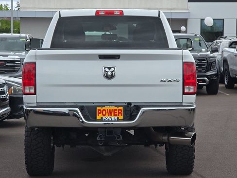 Used 2015 RAM 2500 Tradesman w/ Chrome Appearance Group AWD/4WD image 5