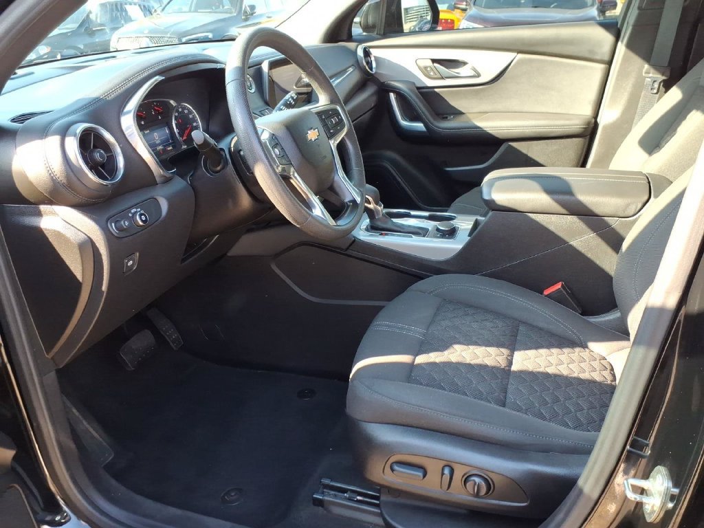 Used 2022 Chevrolet Blazer LT FWD image 10