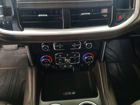 Used 2021 Chevrolet Tahoe LT image 4