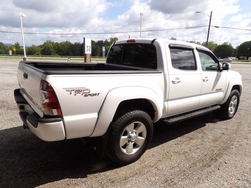Used 2010 Toyota Tacoma 4x4 Double Cab image 5
