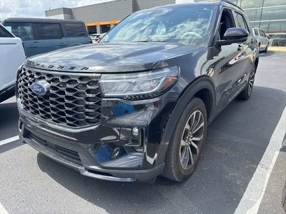 Used 2025 Ford Explorer ST-Line w/ Premium Package