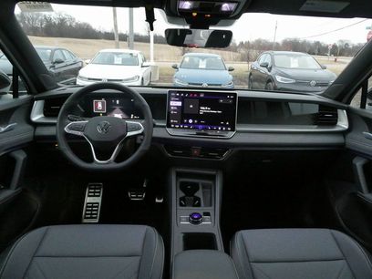 New 2026 Volkswagen Tiguan SE R-Line
