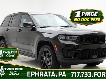 Used 2025 Jeep Grand Cherokee Altitude