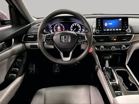 Used 2018 Honda Accord LX image 6