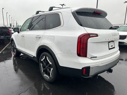 Certified 2023 Kia Telluride S w/ S Sunroof Package image 6