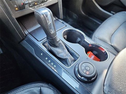 Used 2016 Ford Explorer XLT w/ Equipment Group 202A image 27