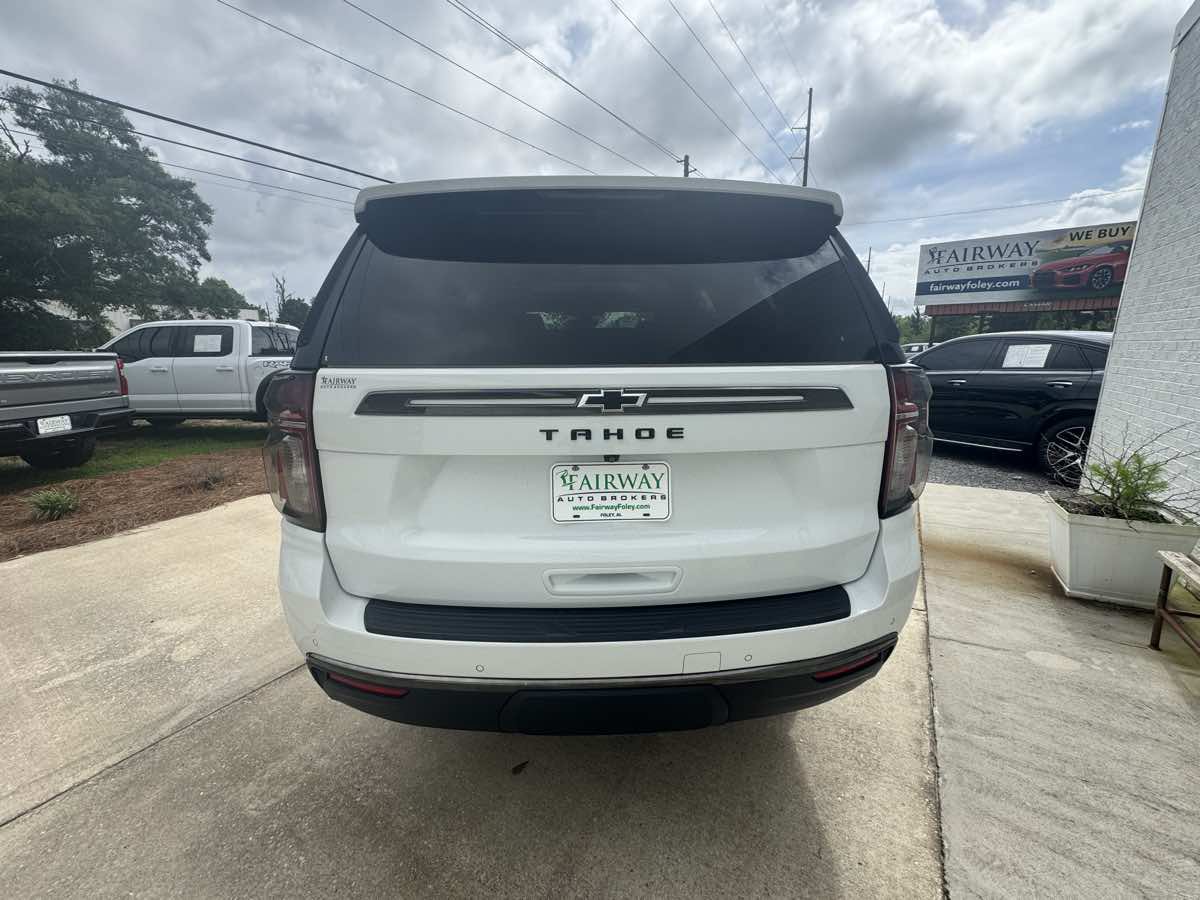 Used 2022 Chevrolet Tahoe Z71 w/ Luxury Package AWD/4WD image 6