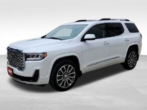 Certified 2023 GMC Acadia Denali w/ Denali Ultimate Package image 4