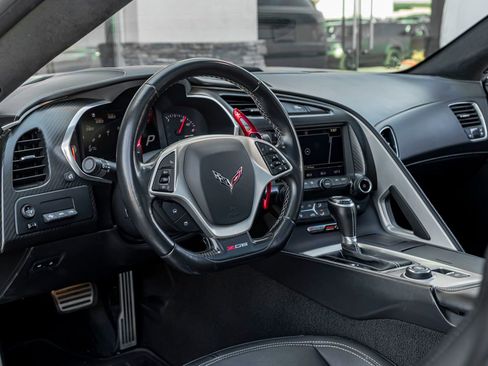 Used 2016 Chevrolet Corvette Z06 w/ 3LZ Preferred Equipment Group RWD image 17