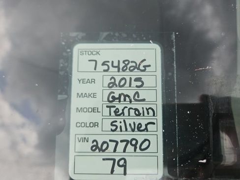 Used 2015 GMC Terrain SLE w/ Safety Package AWD/4WD image 27