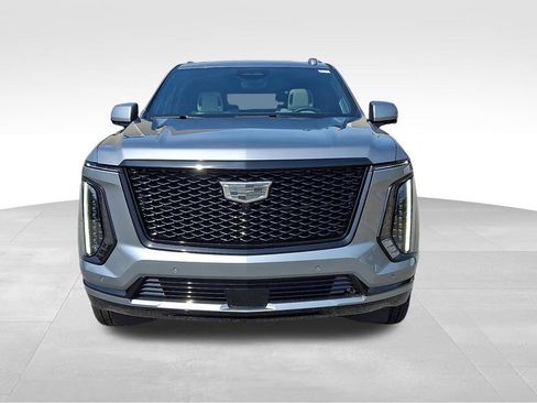 Used 2026 Cadillac Escalade Platinum Sport w/ LPO, ONYX Package AWD/4WD image 2