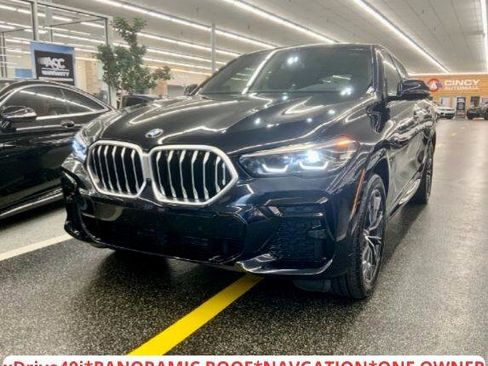 Used 2022 BMW X6 xDrive40i w/ M Sport Package image 1