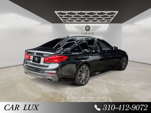 Used 2019 BMW 530e w/ M Sport Package image 5