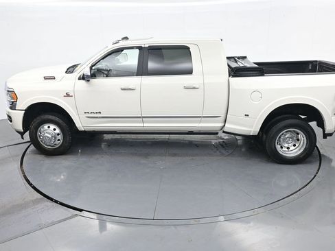Used 2022 RAM 3500 Limited image 21