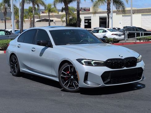 Used 2023 BMW M340i RWD image 2