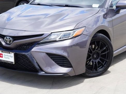 Used 2020 Toyota Camry SE w/ Carpet Mat Package FWD image 6