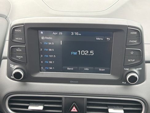 Used 2019 Hyundai Kona SE FWD image 28