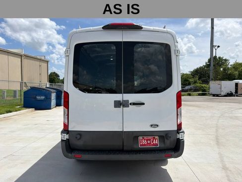 Used 2018 Ford Transit 250 148 Medium Roof RWD image 6