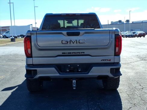Used 2024 GMC Sierra 1500 AT4 w/ Technology Package image 30