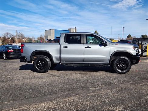 Used 2023 Chevrolet Silverado 1500 ZR2 w/ Technology Package image 2