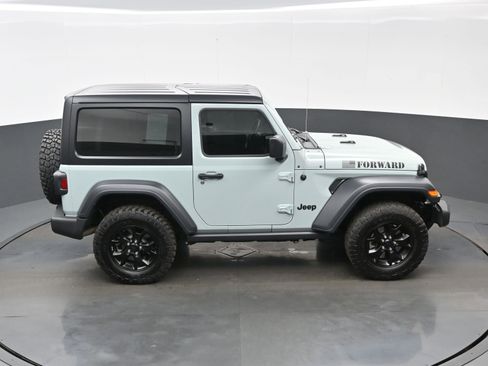 Used 2023 Jeep Wrangler Willys image 35