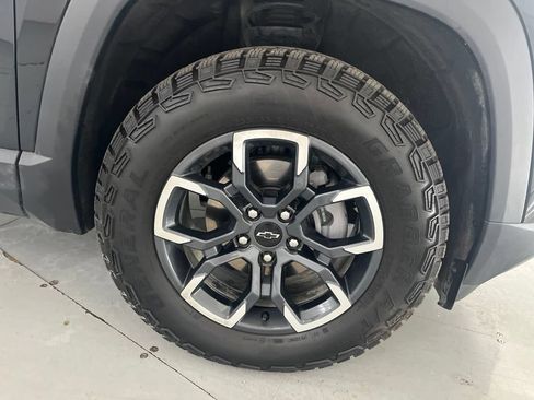 Used 2026 Chevrolet Equinox ACTIV w/ Convenience Package III AWD/4WD image 18