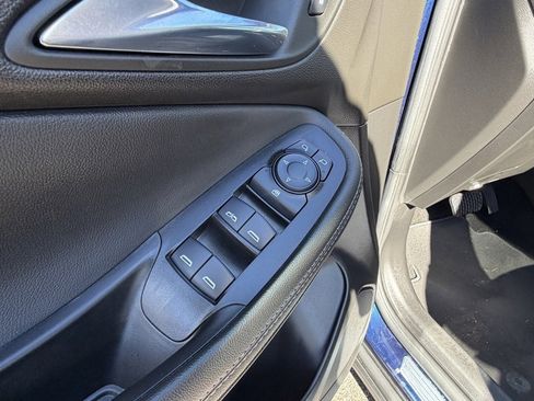 Used 2023 Buick Encore GX Preferred w/ Cold Weather Comfort Package image 16