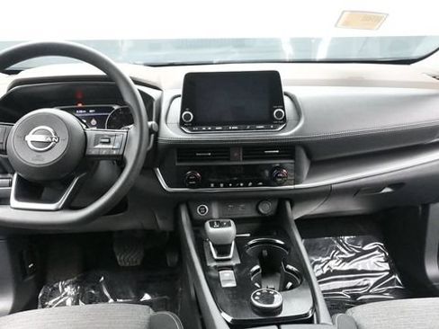 Used 2023 Nissan Rogue SV AWD/4WD image 24