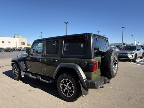 Used 2024 Jeep Wrangler Sport S image 6
