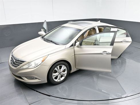 Used 2011 Hyundai Sonata Limited FWD image 38