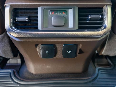 Used 2021 Ford F150 King Ranch image 17