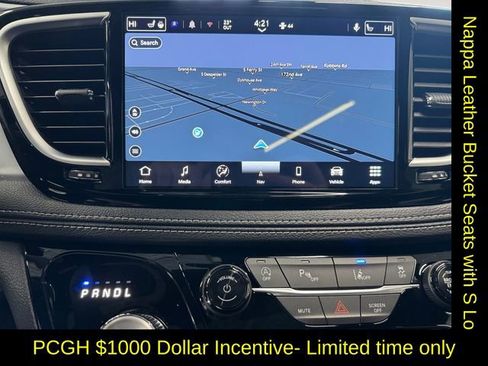 New 2026 Chrysler Pacifica Limited w/ S Appearance Package image 12