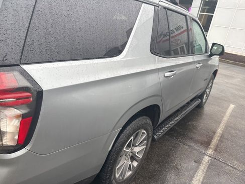 Used 2023 Chevrolet Tahoe Z71 w/ Luxury Package image 2