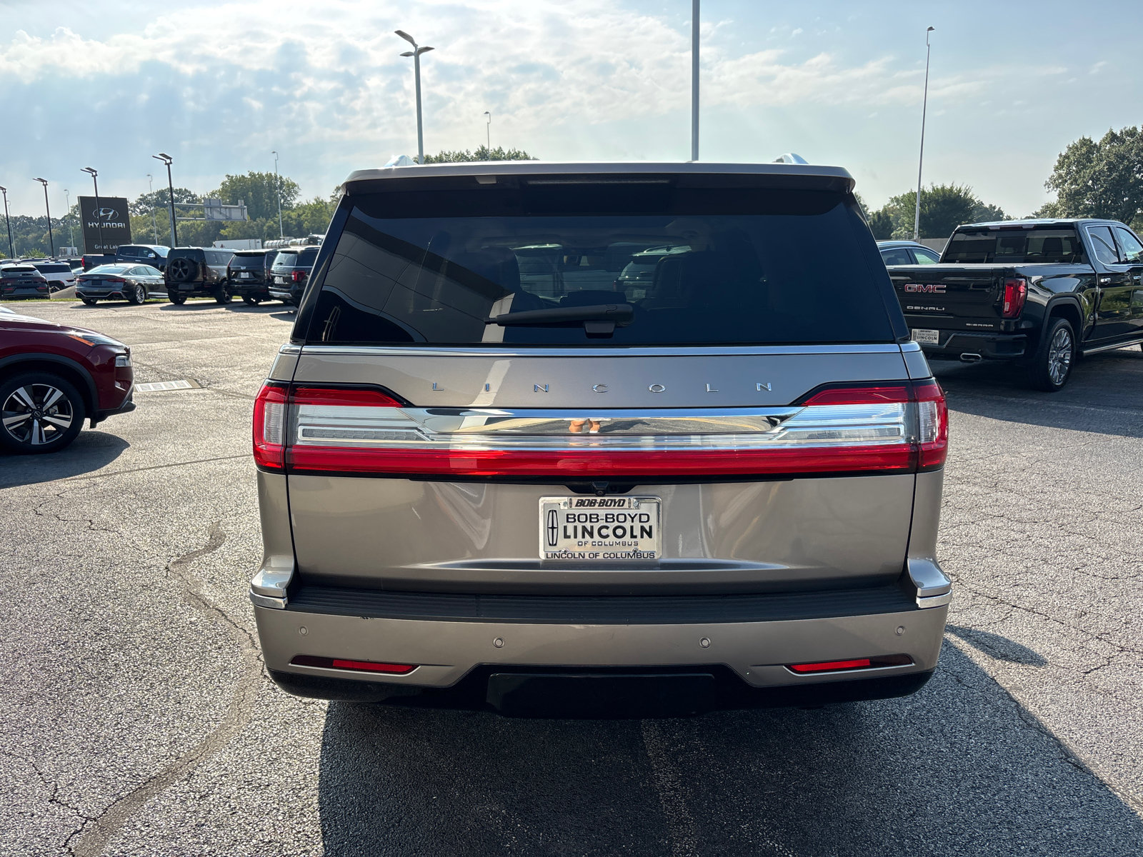 Used 2019 Lincoln Navigator Reserve AWD/4WD image 6