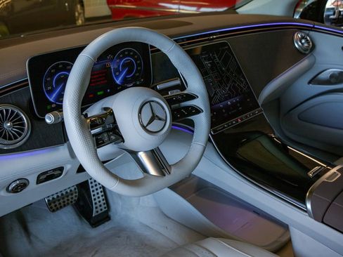 Used 2023 Mercedes-Benz EQS 450+ 4MATIC Sedan image 5